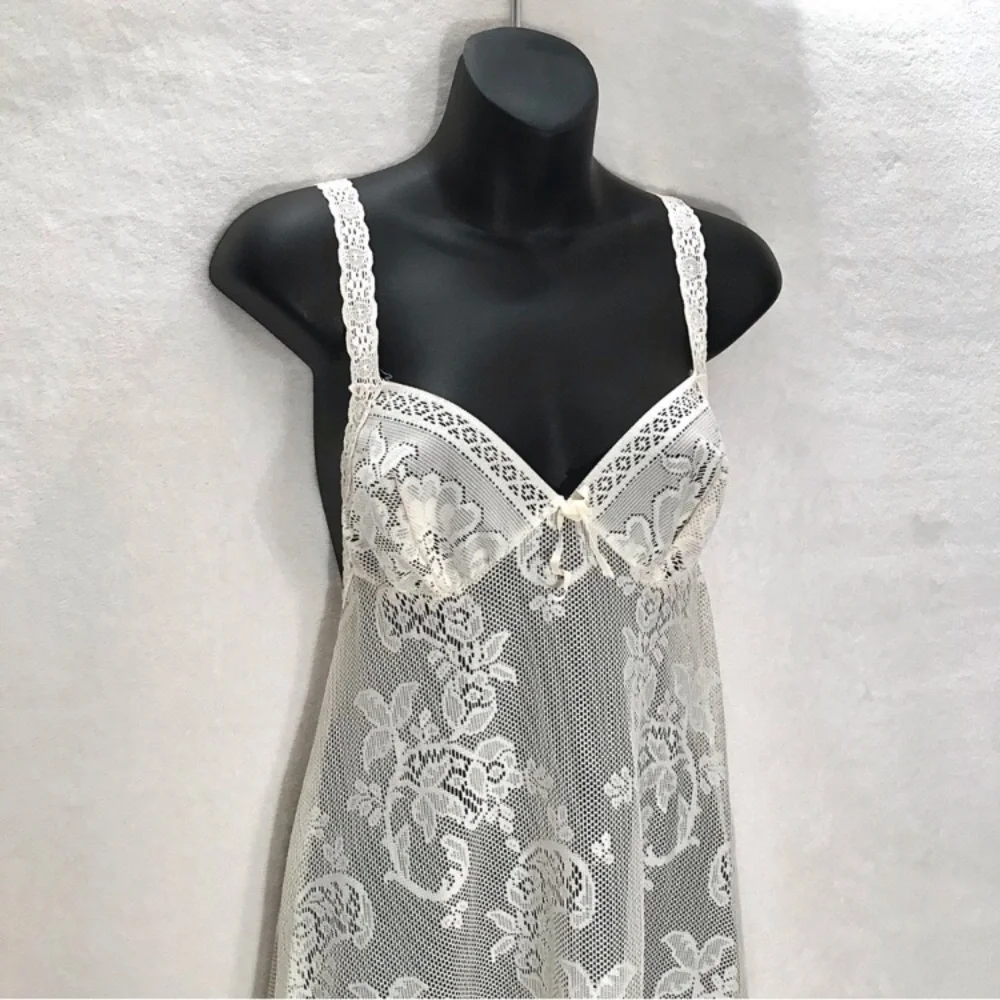 ⭐️ Vintage 1950’s Vassarette Lace Paisley & Floral Nightgown and Overcoat Set - Picture 4 of 12